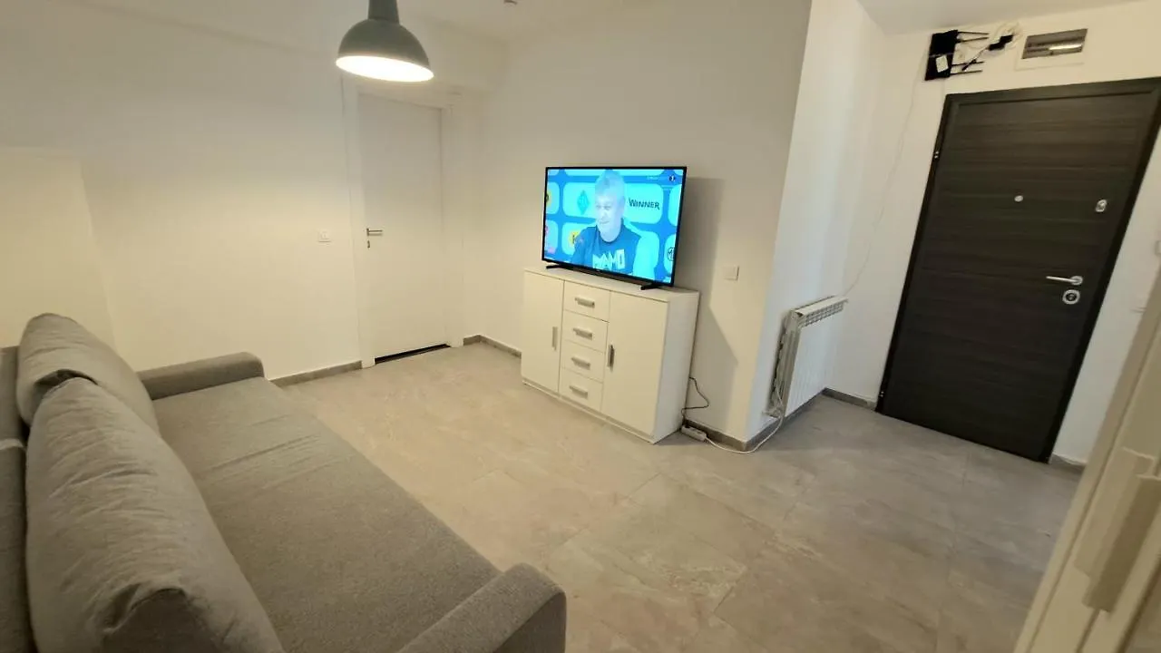 Appartamento Ris Studio Dublu Universitate, Centrul Vechi Bucarest